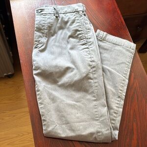 Uniqlo Gray Chinos Versatile and Stylish
